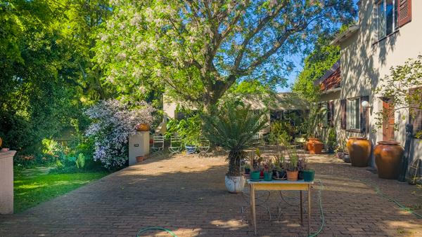 1 Bedroom Garden Cottage