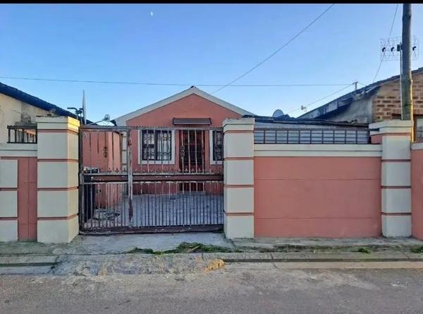 2 Bedroom House