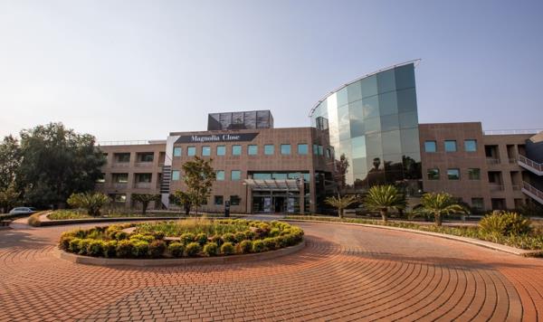 1 360  m² Commercial space