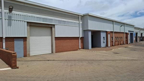676  m² Industrial space