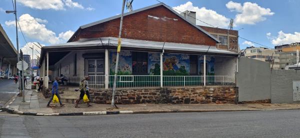 400  m² Commercial space