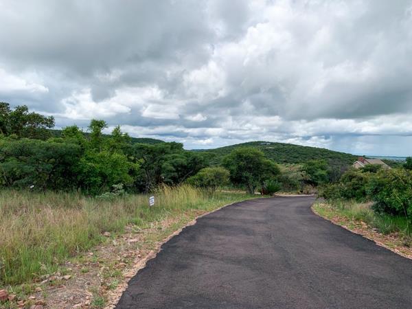 6 000 m² Land