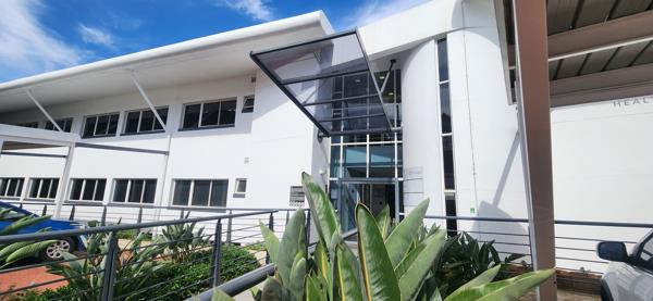 105  m² Commercial space