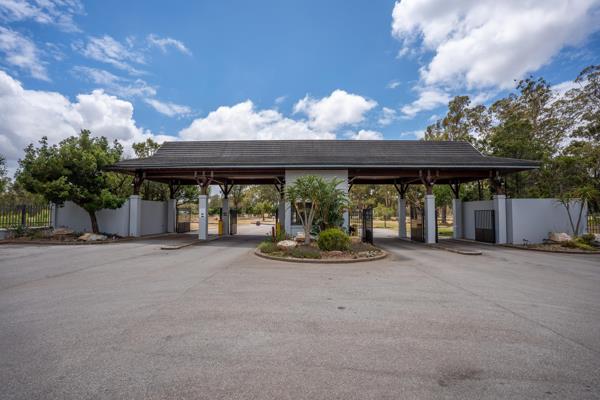 648 m² Land