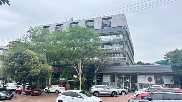 5 882  m² Commercial space