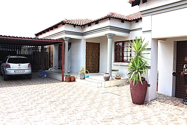 5 Bedroom House