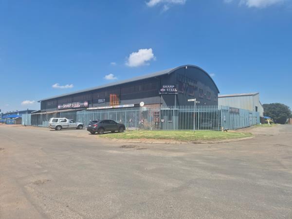 1 109  m² Industrial space