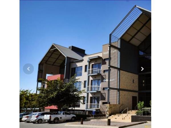 144  m² Office Space