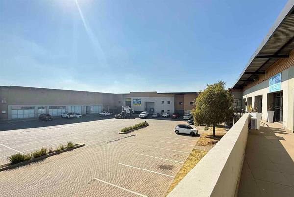 235  m² Office Space