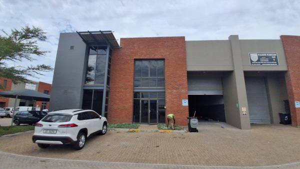 547  m² Industrial space