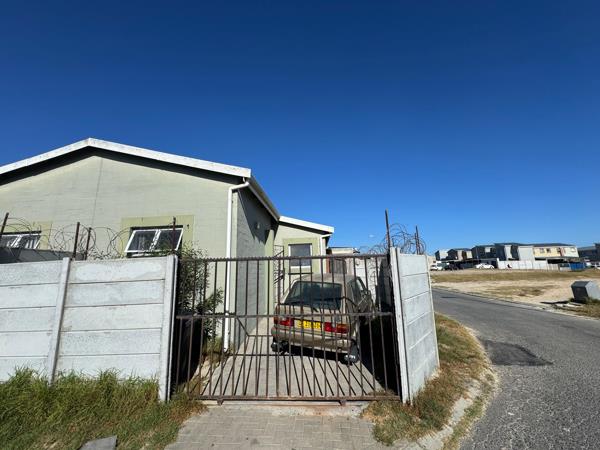 2 Bedroom House