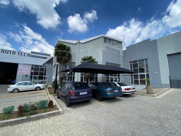 1 080 m² Industrial space