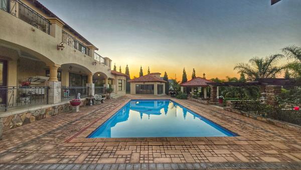 5 Bedroom House