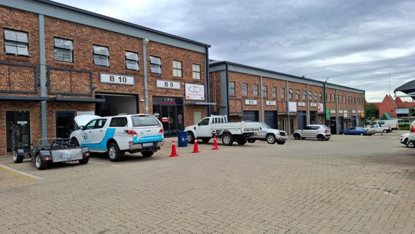 100  m² Industrial space