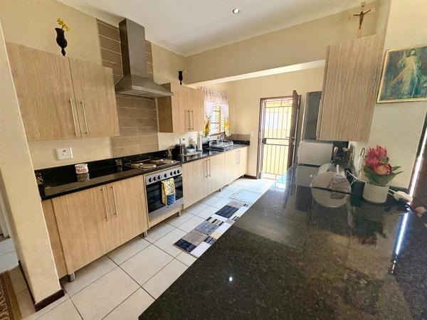 2 Bedroom Townhouse