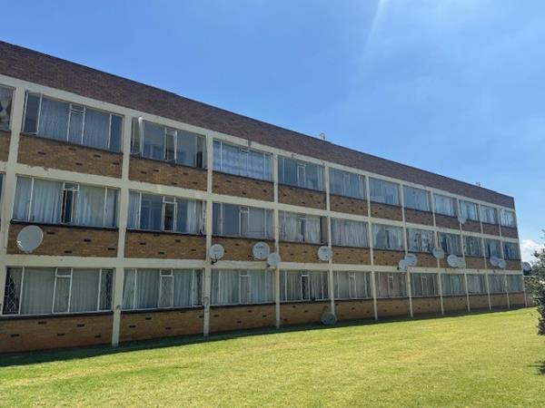 1.5 Bedroom Apartment