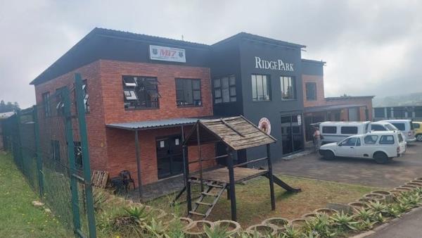 220  m² Industrial space