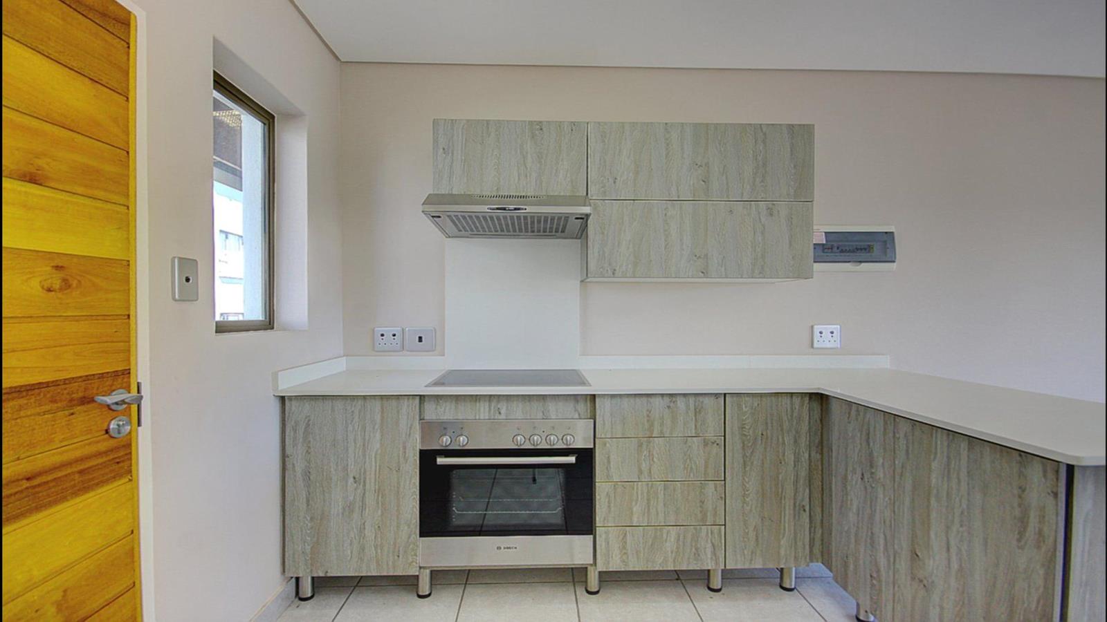 Apartment in Northcliff, Risidale, Johannesburg Ward 88 - View 5