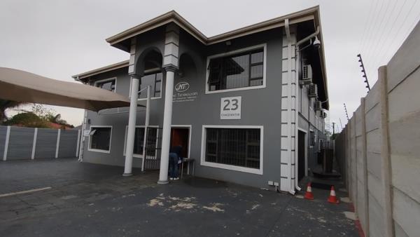 773 m² Commercial space