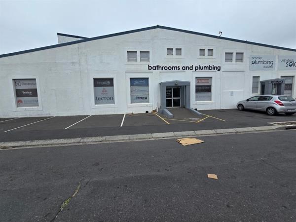 690  m² Industrial space