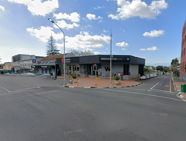 264  m² Commercial space