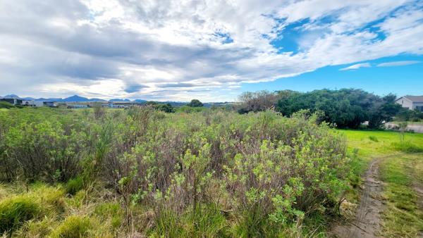 733 m² Land