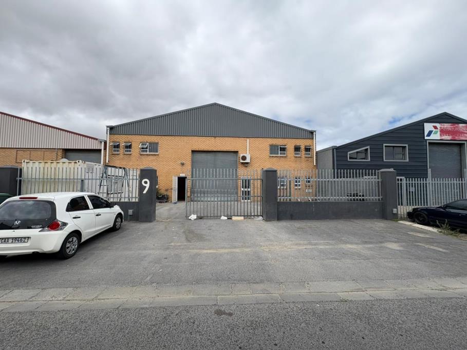 480  m² Industrial space