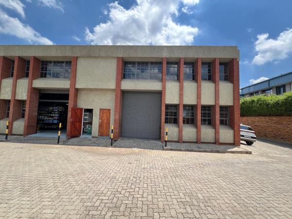 280  m² Industrial space