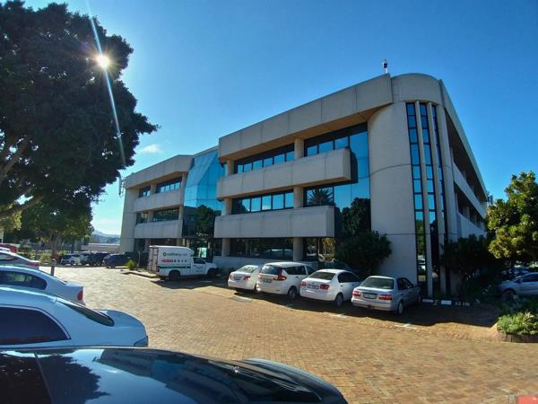 190  m² Office Space