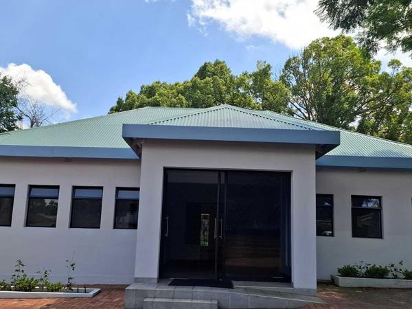 230  m² Office Space