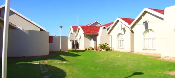 2 Bedroom Townhouse