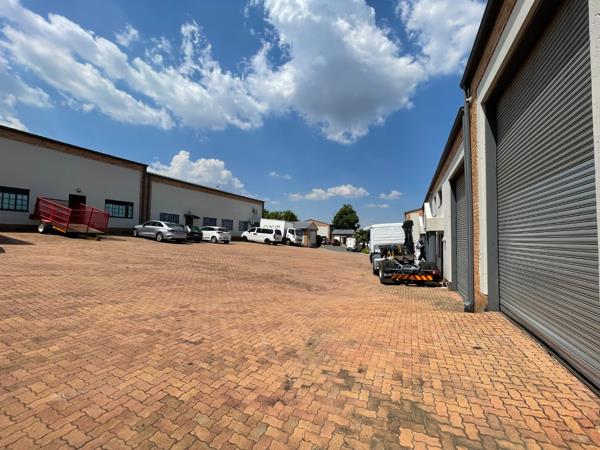 320  m² Industrial space