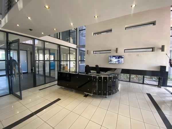 429  m² Office Space