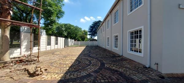 480  m² Commercial space