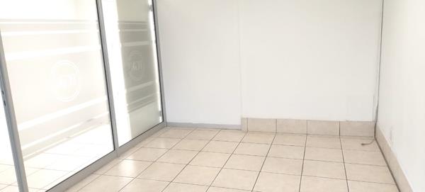 53  m² Retail Space