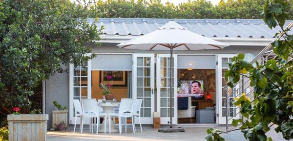 1 Bedroom Garden Cottage