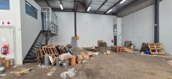 261 m² Industrial space