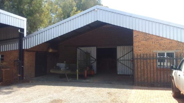 250  m² Commercial space