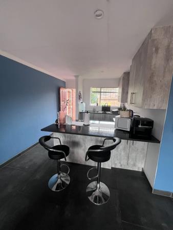 1 Bedroom Townhouse