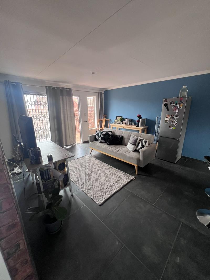 1 Bedroom Townhouse in Moreleta Park
