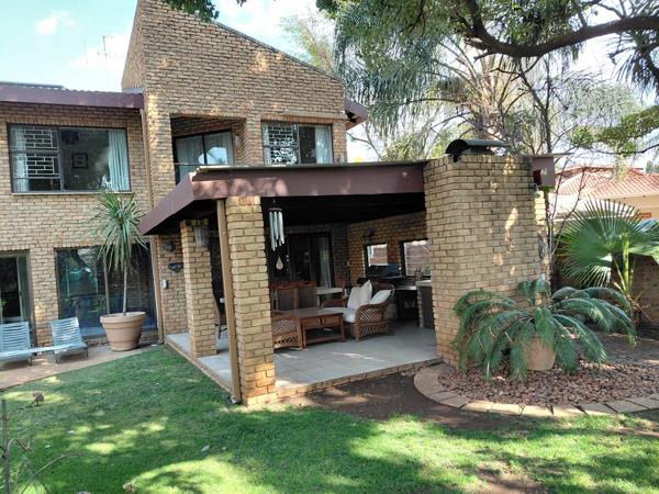 5 Bedroom House