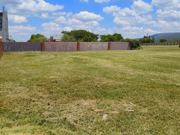 523 m² Land