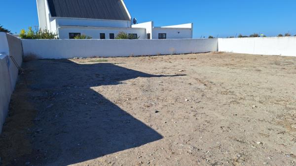 434 m² Land