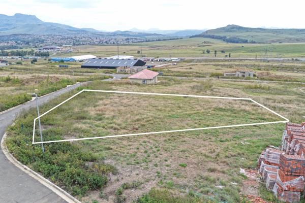 883 m² Land