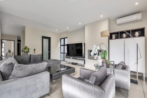 4 Bedroom HouseAtholl - View 6