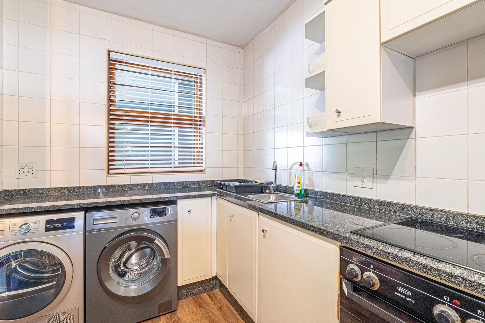Apartment in Morningside - More