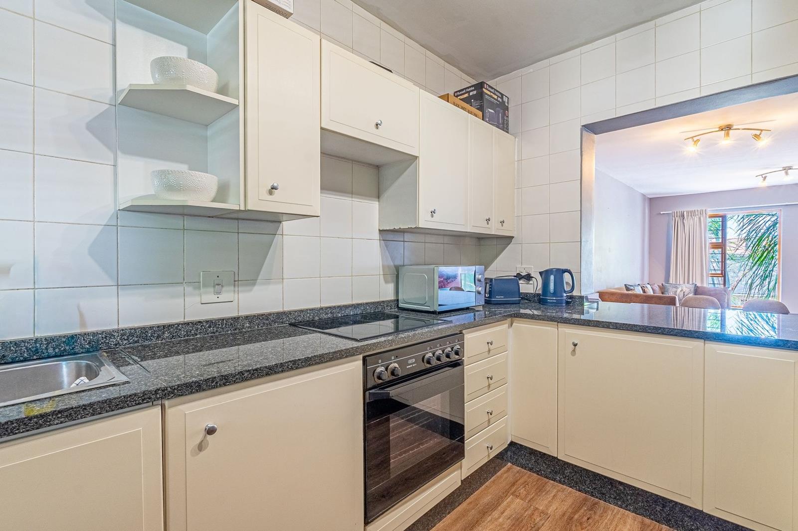 Apartment in Morningside - View 5