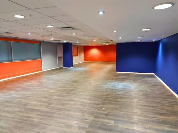 223  m² Office Space