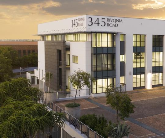 760 m² Office Space