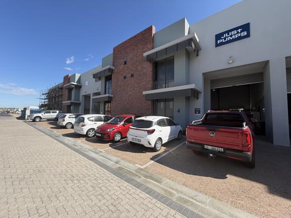 290  m² Industrial space